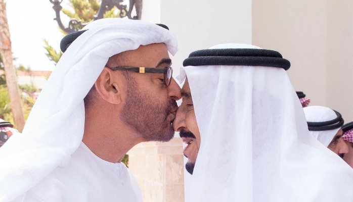 محمد بن زايد يلتقي الملك سلمان لبحث الأزمة مع قطر