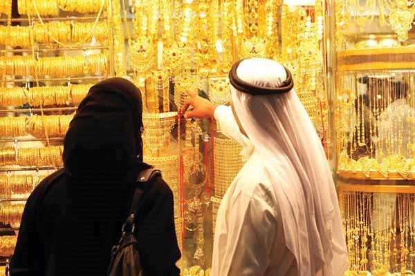 الذهب والهواتف أضخم واردات الإمارات بعشرات مليارات الدراهم
