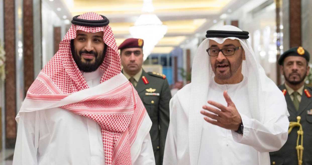 ظريف يتهم الإمارات والسعودية بتقويض استقرار المنطقة