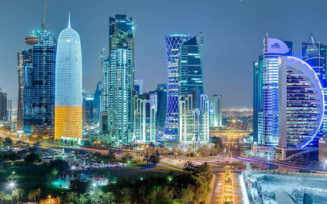 قطر تخطط لاستثمار 13 مليار دولار بمشاريع عملاقة في 2017