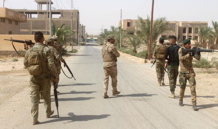 القوات العراقية تستعيد القائم ومعبرا حدوديا مع سوريا