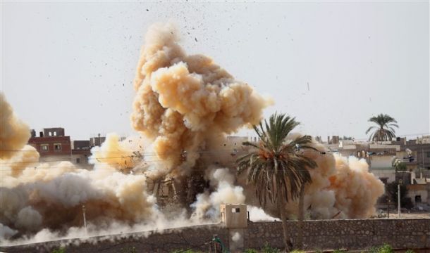 الجيش المصري يدمر 194 نفقاً على حدود غزة منذ فبراير