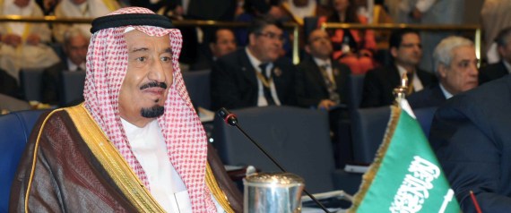 بلومبيرغ تكشف السبب الحقيقي لاستهداف السعودية الإخوان بدلا من إيران