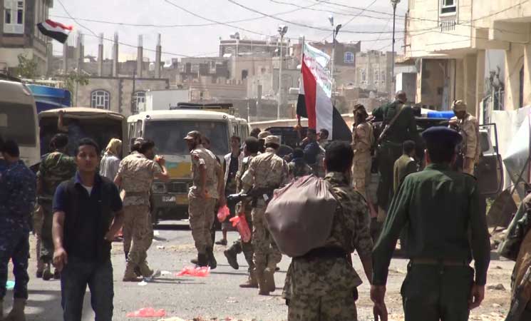 التحالف بقيادة السعودية يقدم دعما جويا للمخلوع صالح في اليمن