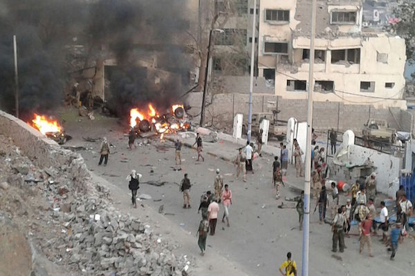مقتل 4 رجال شرطة يمنيين بانفجار في عدن