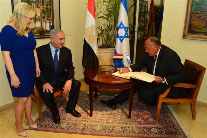 ما هو دور أبوظبي في زيارة وزير الخارجية المصري إلى تل أبيب؟