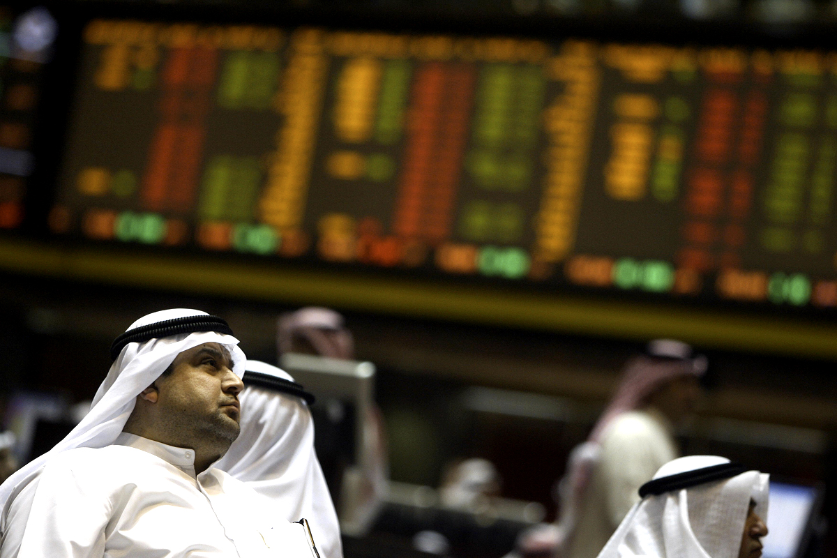 مضاربات سلبية عنيفة بأسواق الخليج تعزز خسائر الأسهم المدرجة