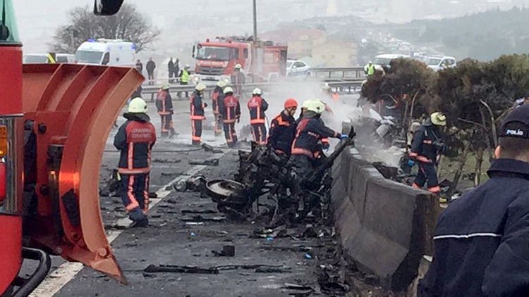 مصرع 4 رجال أعمال روس بتحطم مروحية في اسطنبول