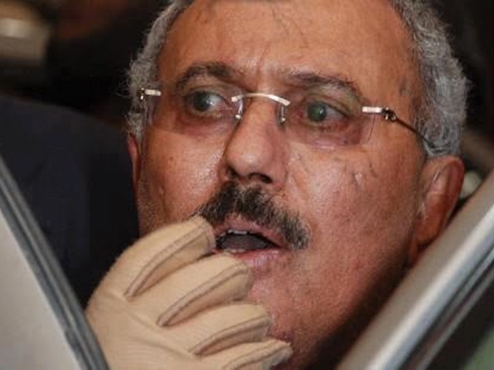 موقع سياسي يزعم: أبوظبي تسعى لعودة المخلوع صالح لحكم اليمن