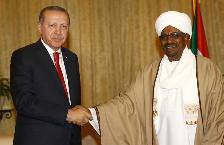 لماذا يجب على الإمارات أن تقلق من سواكن "السودانية التركية"؟