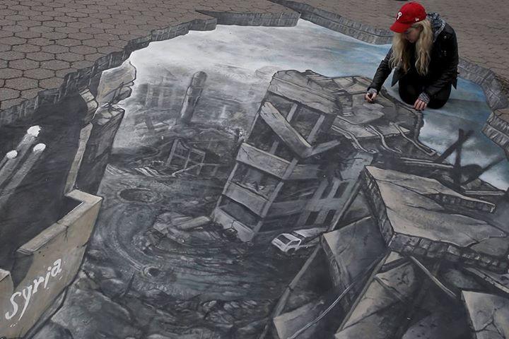فنانة أمريكية تجسد مأساة سوريا بلوحات في شوارع نيويورك