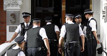 شرطة أبوظبي ترسل محققين إلى لندن بشأن حادثة الشقيقات الثلاث