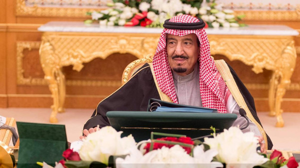 السعودية تدعو إلى مواجهة المضاربة في سوق البترول