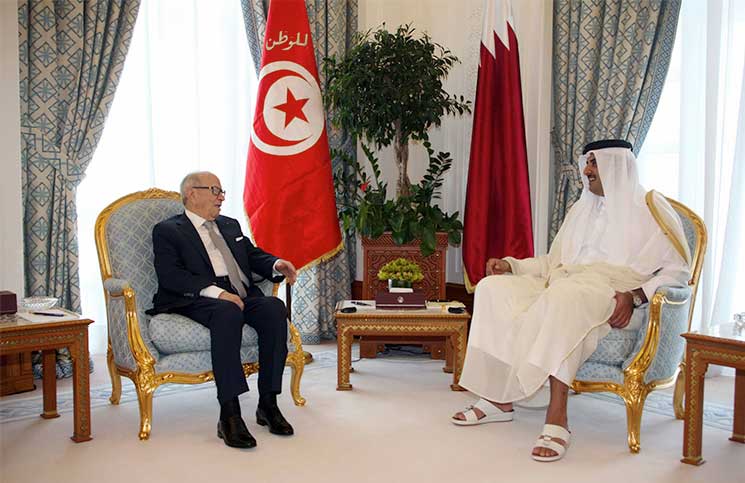 أمير قطر والسبسي يبحثان هاتفيا العلاقات الثنائية والمستجدات الدولية