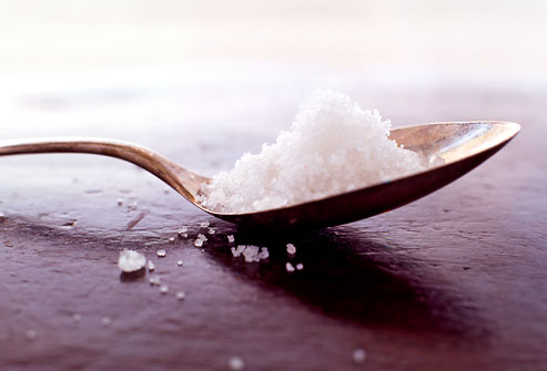 دراسة: تخفيف الملح يقلل من النوبة القلبية