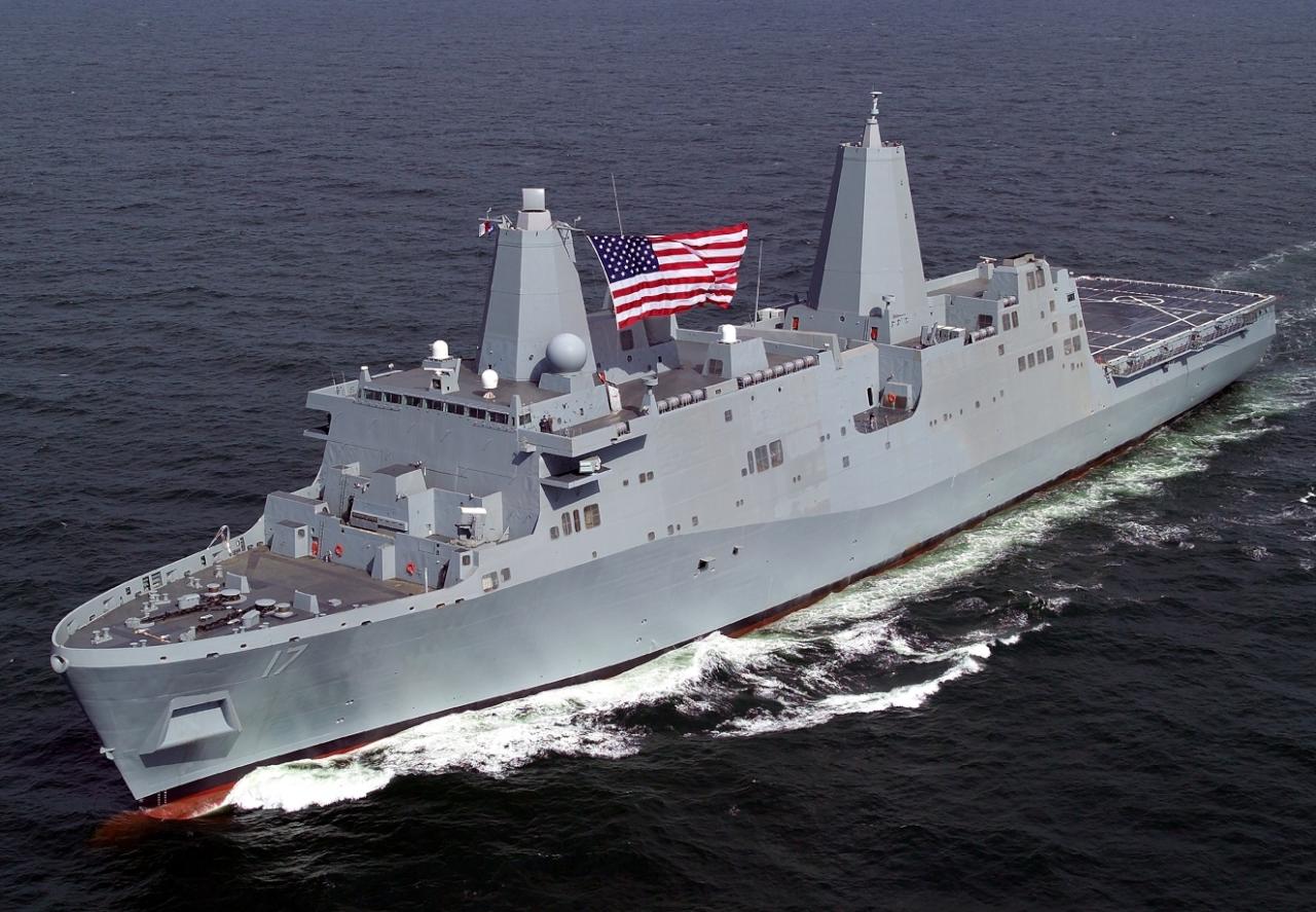 إقالة قائد أسطول أمريكي لفقدان الثقة بقدراته