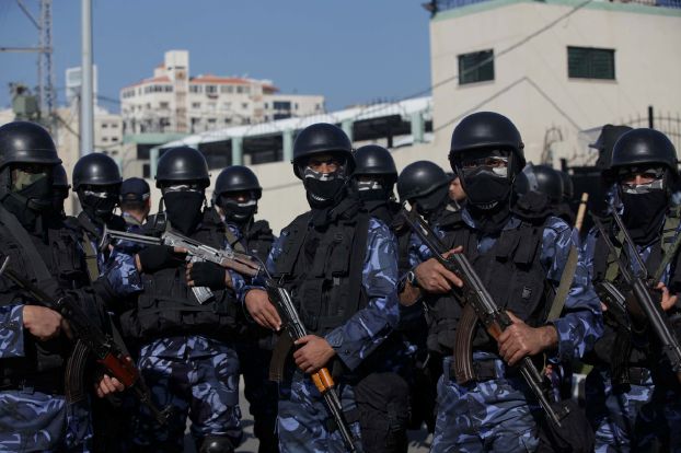 «حماس» تستثني أمن غزة من تفاهمات القاهرة