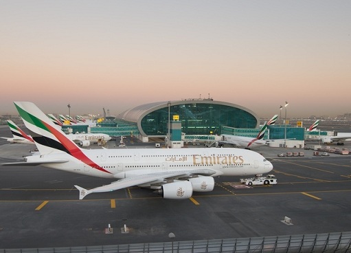 مطار "آل مكتوم" يبدأ باستقبال الطائرات المحولة من "دبي الدولي" 