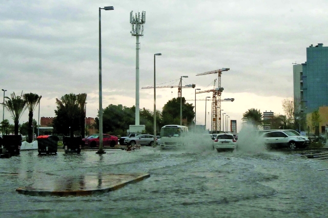  "إعصار مارس" يدفع لإطلاق 11 مشروعا لتطوير البنية التحتية بأبوظبي