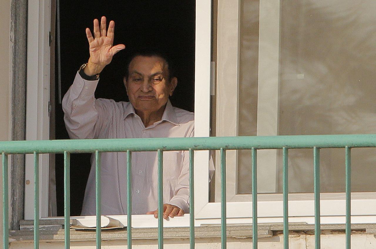 سويسرا تلغي تجميد أموال مبارك ورموز نظامه