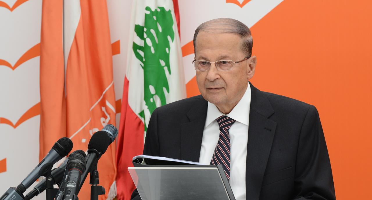 الرئيس اللبناني يستهل أولى جولاته الخارجية بزيارة السعودية وقطر