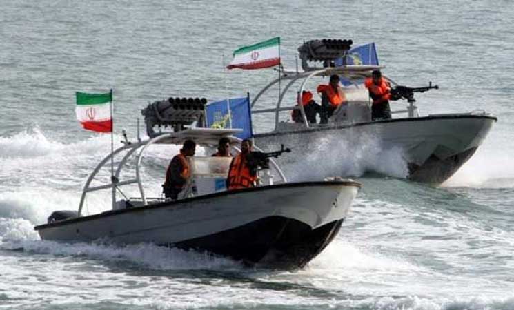 إيران توقف ثلاثة زوارق صيد تابعة لدول خليجية لدخولها المياه الإقليمية