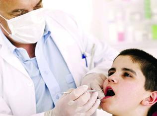 85 % من طلاب مدارس قطر يعانون من تسوس الأسنان