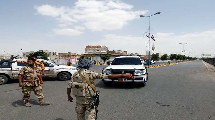 قائد عسكري يمني رفيع ينجو من محاولة اغتيال في عدن