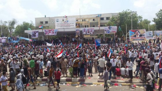 "إعلان عدن التاريخي" المزعوم.. الزبيدي يقود التمرد والشقاق اليمني