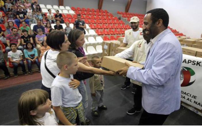 "خليفة الانسانية" تواصل توزيع المساعدات الإغاثية في صربيا