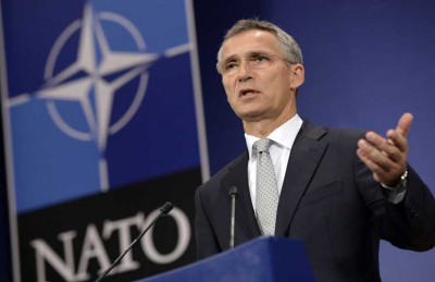 الناتو: جاهزون للدفاع عن تركيا وروسيا تستعرض عسكريا