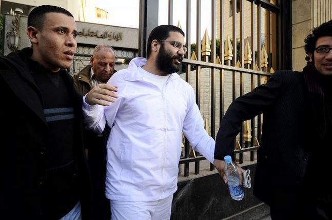 مصر: السجن 15عاما للناشط الليبرالي علاء عبدالفتاح
