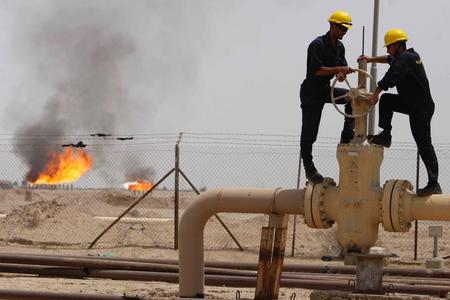 بغداد تطلب من شركات النفط الكبرى إغلاق مكاتبها المرتفعة التكلفة بدبي