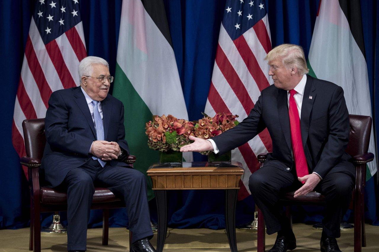 ترامب يعتزم إرضاء الفلسطينيين بخطة سلام وأموال خليجية