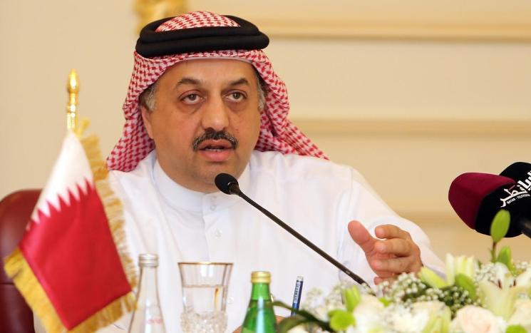 وزير دفاع قطر يبحث مع نظيره الأمريكي تطورات الأزمة الخليجية