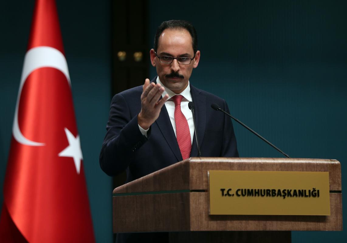 تركيا تستنكر نشر عبد الله بن زايد تغريدة اعتبرتها "معيبة" بحق أردوغان
