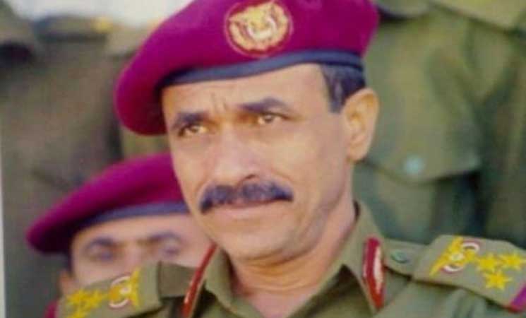اللواء “الأحمر” أخ “صالح” يعلن انضمامه للقوات الحكومية في اليمن