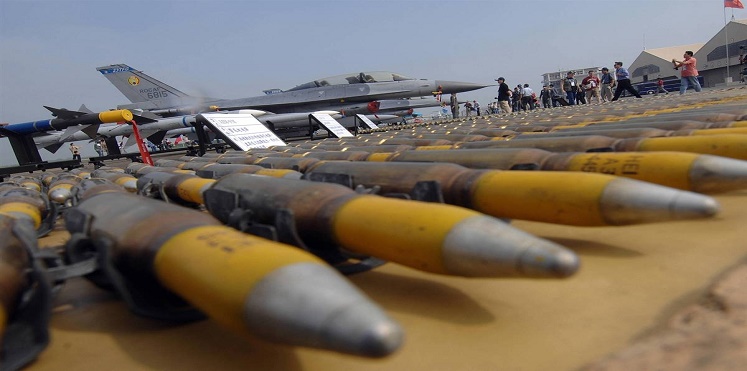لماذا تركز دول خليجية إنفاقها العسكري على الأسلحة الهجومية؟