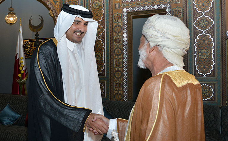 مباحثات قطرية عمانية لتعزيز العلاقات 