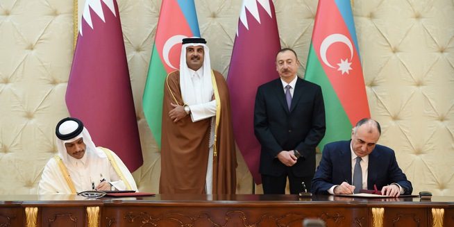أذربيجان وقطر تبحثان تعزيز العلاقة بين البلدين
