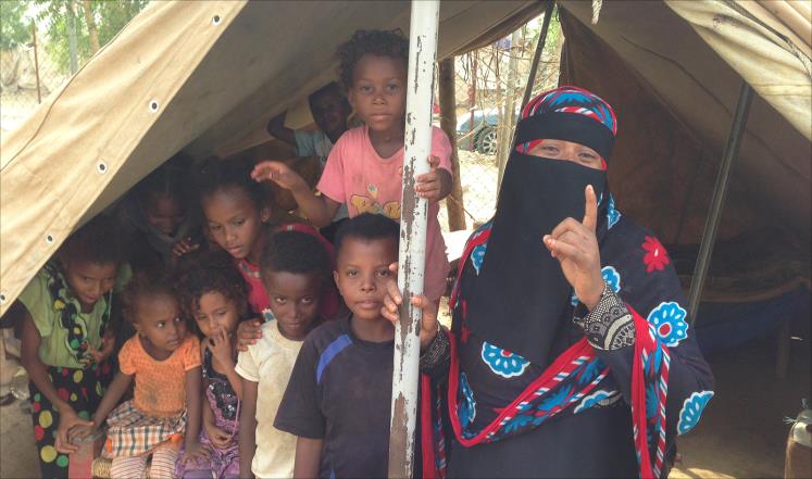 الأمم المتحدة: عائلات يمنية تعيش في كهوف بسبب الحرب