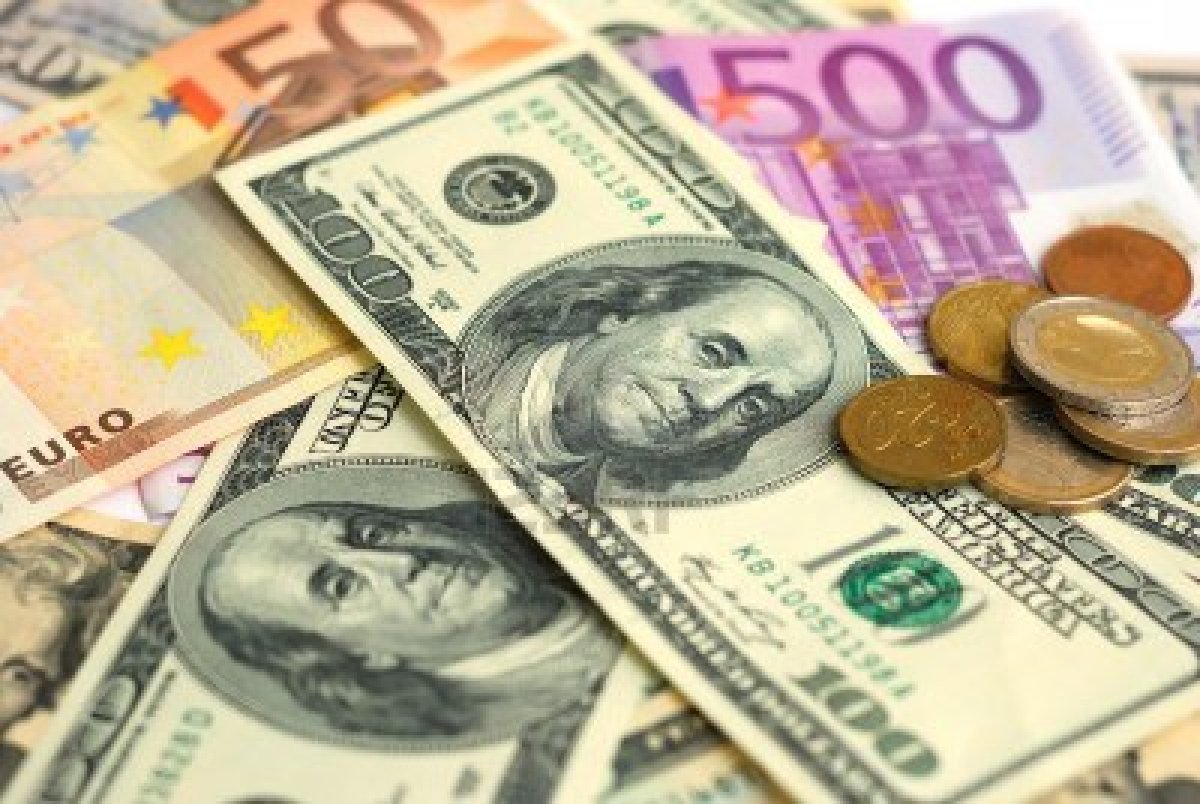 اليورو يرتفع أمام الدولار مع انحسار المخاوف بشأن دويتشه بنك