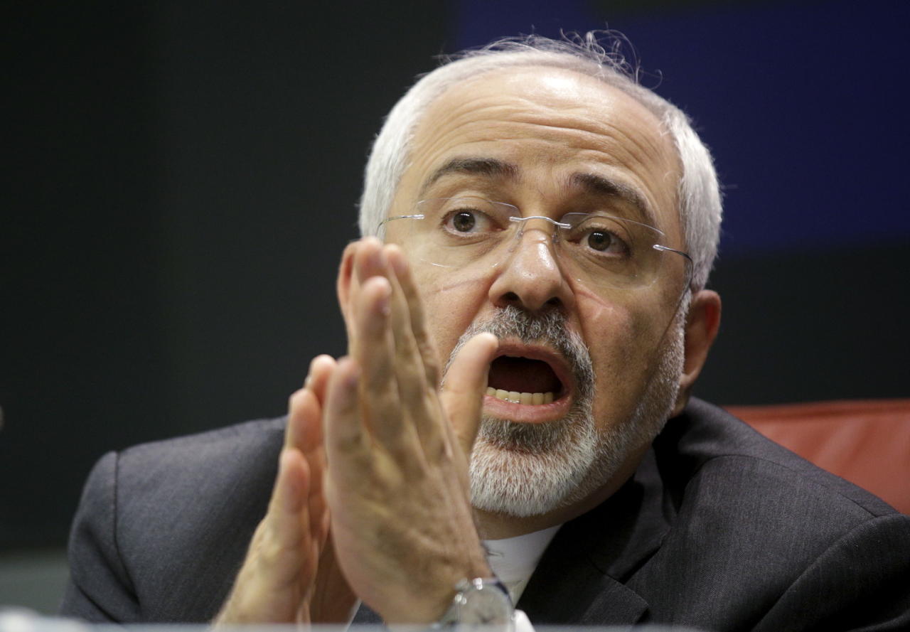 وزير خارجية إيران يؤكد مواصلة بلاده تسليح "حلفائها"