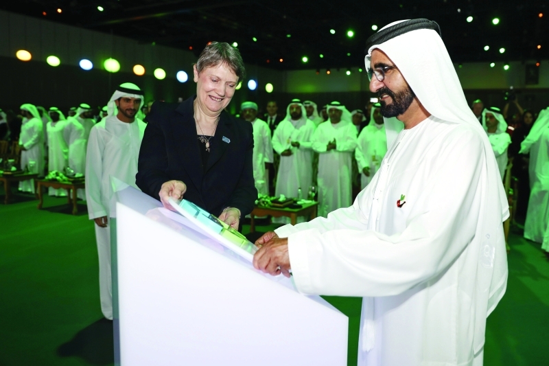 محمد بن راشد يؤكد دعم الإمارات للاقتصاد الأخضر عالمياً