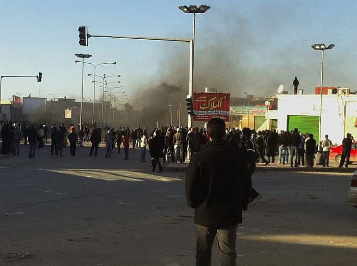 مقتل أربعة أشخاص في مسيرة بمدينة بنغازي الليبية