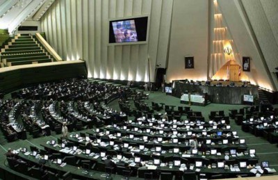  الشورى الإيراني يصوت على إلغاء "معاهدة جنيف" حال فرض عقوبات