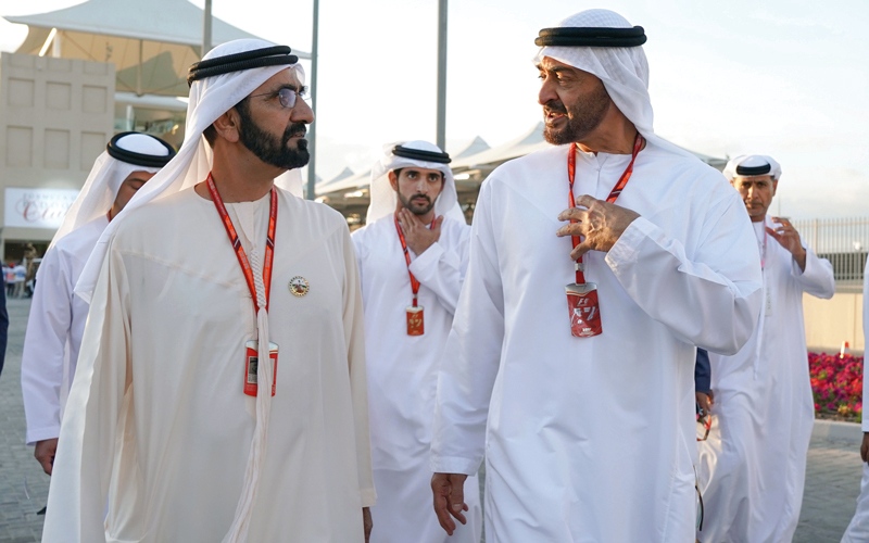 محمد بن راشد ومحمد بن زايد يشـــهدان ختام سباق «الفورمولا1»