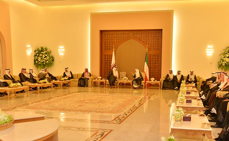 مباحثات كويتية قطرية قد تنهي الخلاف الخليجي