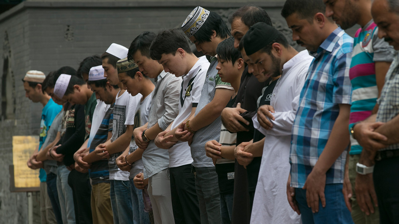 ضغوطات على المسلمين في شينجيانغ الصينية لمنعهم من صوم رمضان