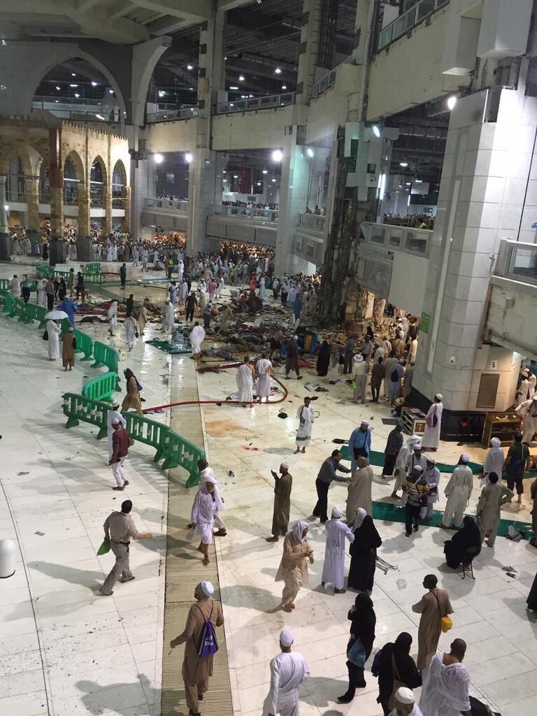 محكمة سعودية تسقط التهم في قضية سقوط رافعة الحرم المكي